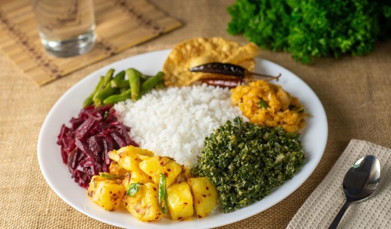 Sri Lankan Cuisine: Discover Rice & Curry and More Flavors
